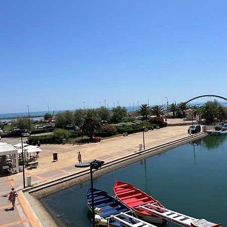 Studio Vue Mer Situe A Cote De La Plage Quartier Des Quilles Sète Exterior foto